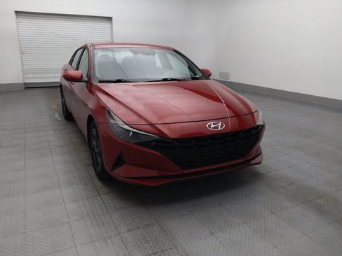 Used 2023 Hyundai Elantra SEL FWD image 14