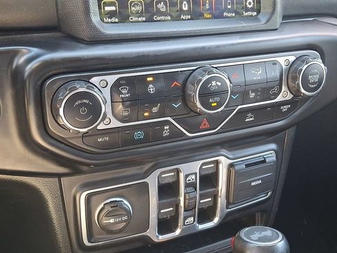 Certified 2023 Jeep Wrangler Unlimited Sahara w/ Cold Weather Group AWD/4WD image 16