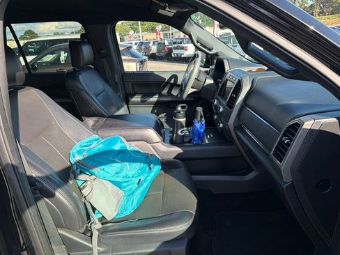 Used 2018 Ford Expedition XLT w/ Equipment Group 202A RWD image 7