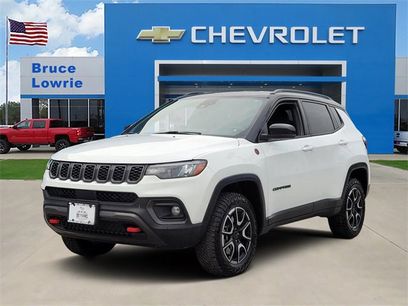 Used 2025 Jeep Compass Trailhawk