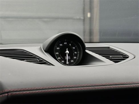 Used 2025 Porsche Panamera 4 image 12