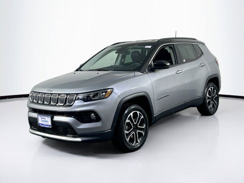 Used 2022 Jeep Compass Limited image 1