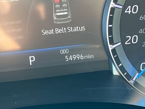 Used 2022 Toyota Highlander XLE image 15