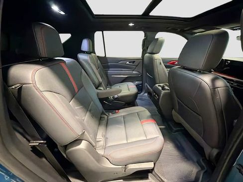 Certified 2025 Chevrolet Traverse RS w/ LPO, Floor Liner Package image 23