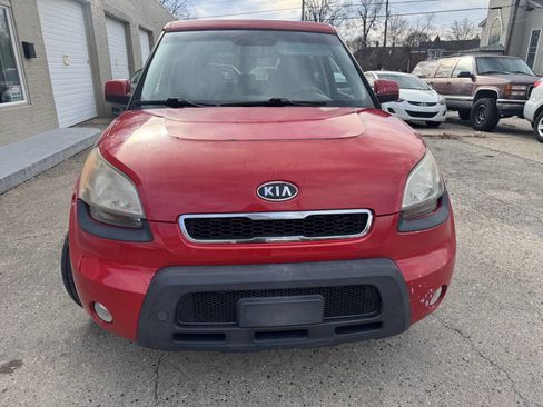 Used 2010 Kia Soul + w/ Audio Pkg image 9