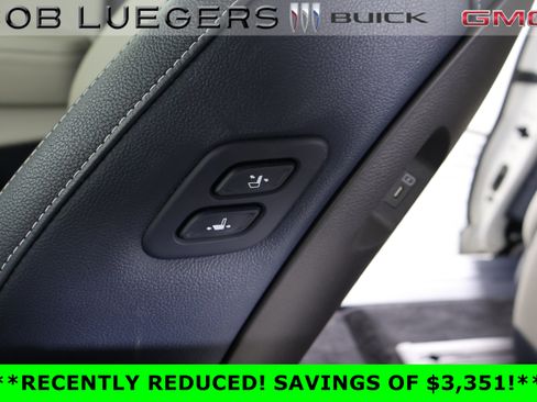 Used 2025 Kia Carnival SX Prestige FWD image 34