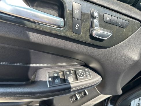 Used 2018 Mercedes-Benz GLS 550 4MATIC w/ Driver Assistance Package image 11