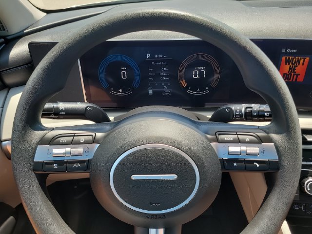 Used 2025 Hyundai Tucson SE FWD image 27