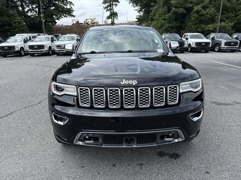 Used 2017 Jeep Grand Cherokee Overland w/ Jeep Active Safety Group AWD/4WD image 2