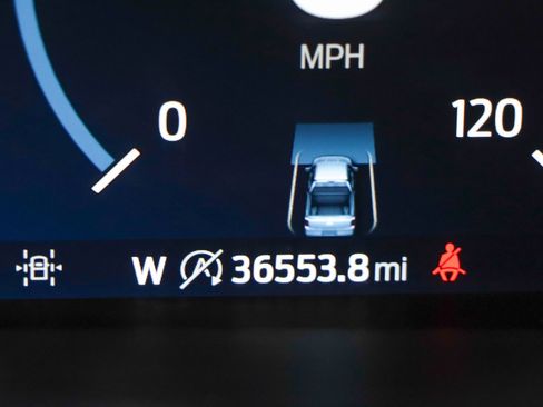 Used 2023 Ford F150 Lariat w/ Equipment Group 502A High image 17