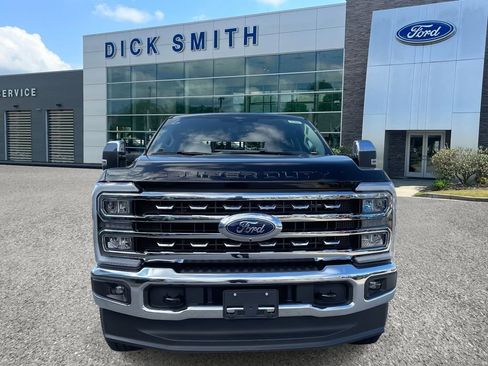 New 2026 Ford F250 Lariat w/ Chrome Package image 2