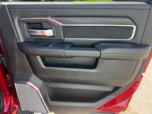 New 2026 RAM 2500 Laramie AWD/4WD image 15
