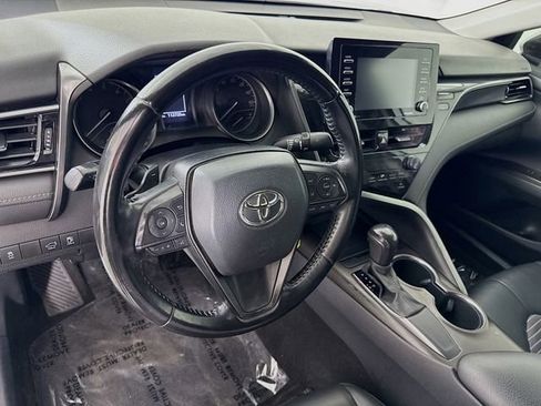 Certified 2021 Toyota Camry SE FWD image 9