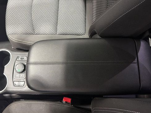 Used 2022 GMC Terrain SLE w/ Driver Convenience Package AWD/4WD image 14