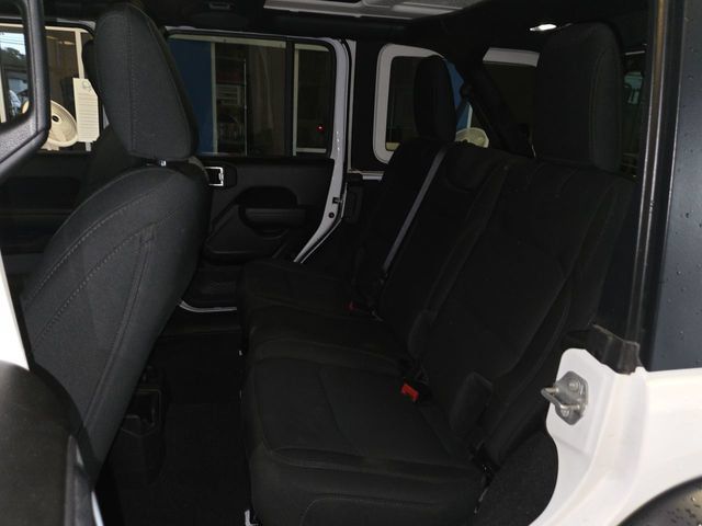 Used 2022 Jeep Wrangler Unlimited Sport AWD/4WD image 22
