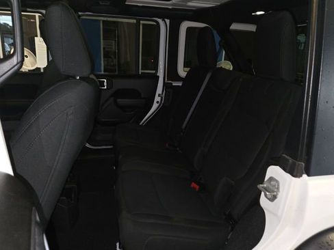 Used 2022 Jeep Wrangler Unlimited Sport AWD/4WD image 22
