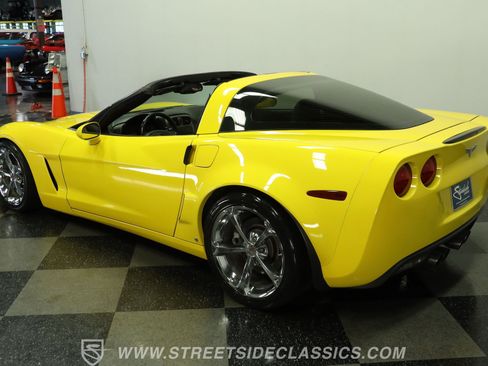 Used 2007 Chevrolet Corvette Coupe RWD image 7