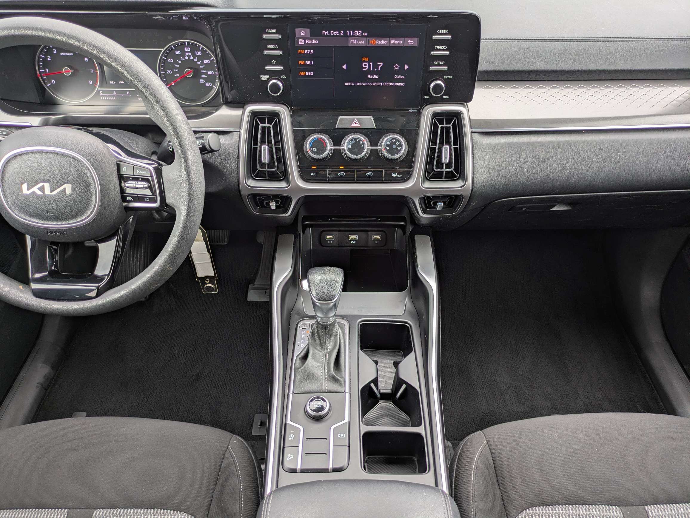 Certified 2023 Kia Sorento LX FWD image 29