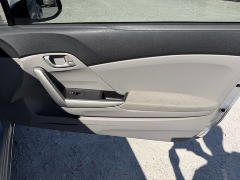 Used 2012 Honda Civic LX image 18