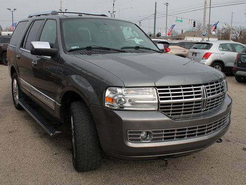 Used 2013 Lincoln Navigator 4WD w/ HD Trailer Tow Pkg image 7