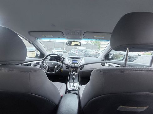 Used 2013 Hyundai Elantra GLS w/ Preferred Pkg FWD image 13