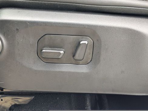 Used 2024 Jeep Wrangler Unlimited Rubicon image 19