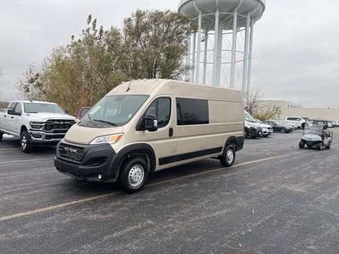Used 2025 RAM ProMaster 2500 w/ Crew Van Package image 1
