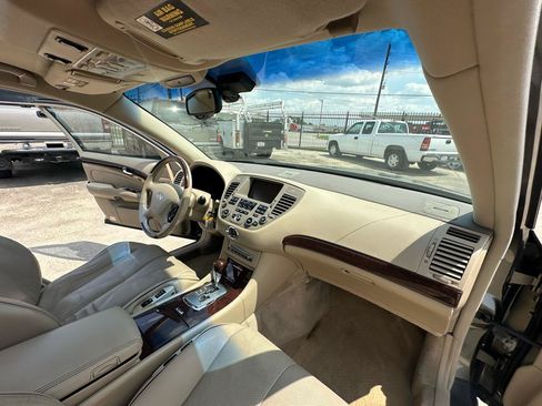 Used 2005 INFINITI Q45 w/ (P01) Premium Pkg RWD image 38