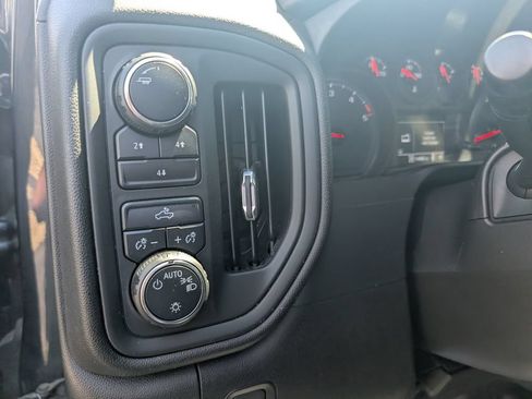 Used 2020 Chevrolet Silverado 2500 W/T w/ WT Convenience Package AWD/4WD image 17