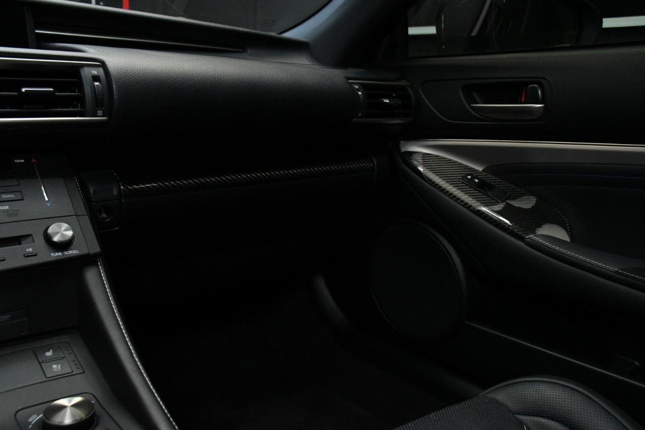 Used 2015 Lexus RC F w/ Premium Package RWD image 34