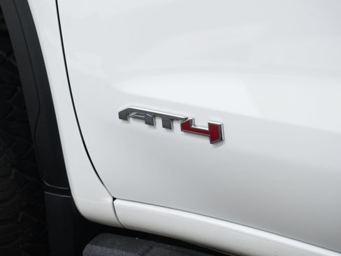 Used 2022 GMC Sierra 1500 AT4 w/ AT4 Premium Package AWD/4WD image 20