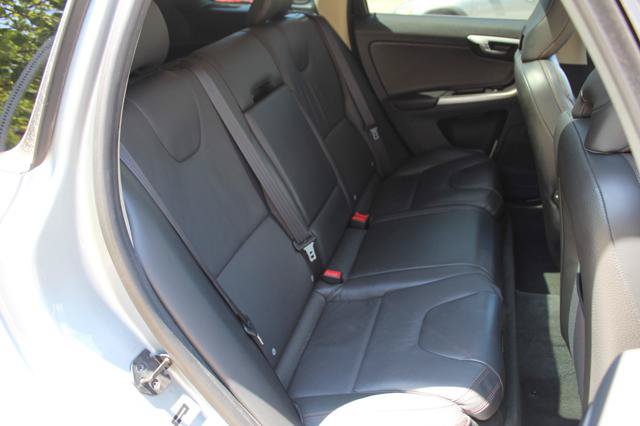 Used 2010 Volvo XC60 T6 AWD/4WD image 28