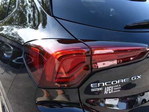 Used 2024 Buick Encore GX Sport Touring w/ Comfort Package image 35