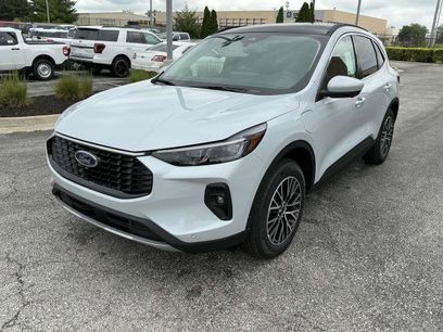 New 2025 Ford Escape SE w/ PHEV Premium Package