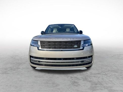 Used 2026 Land Rover Range Rover Long Wheelbase SE AWD/4WD image 2