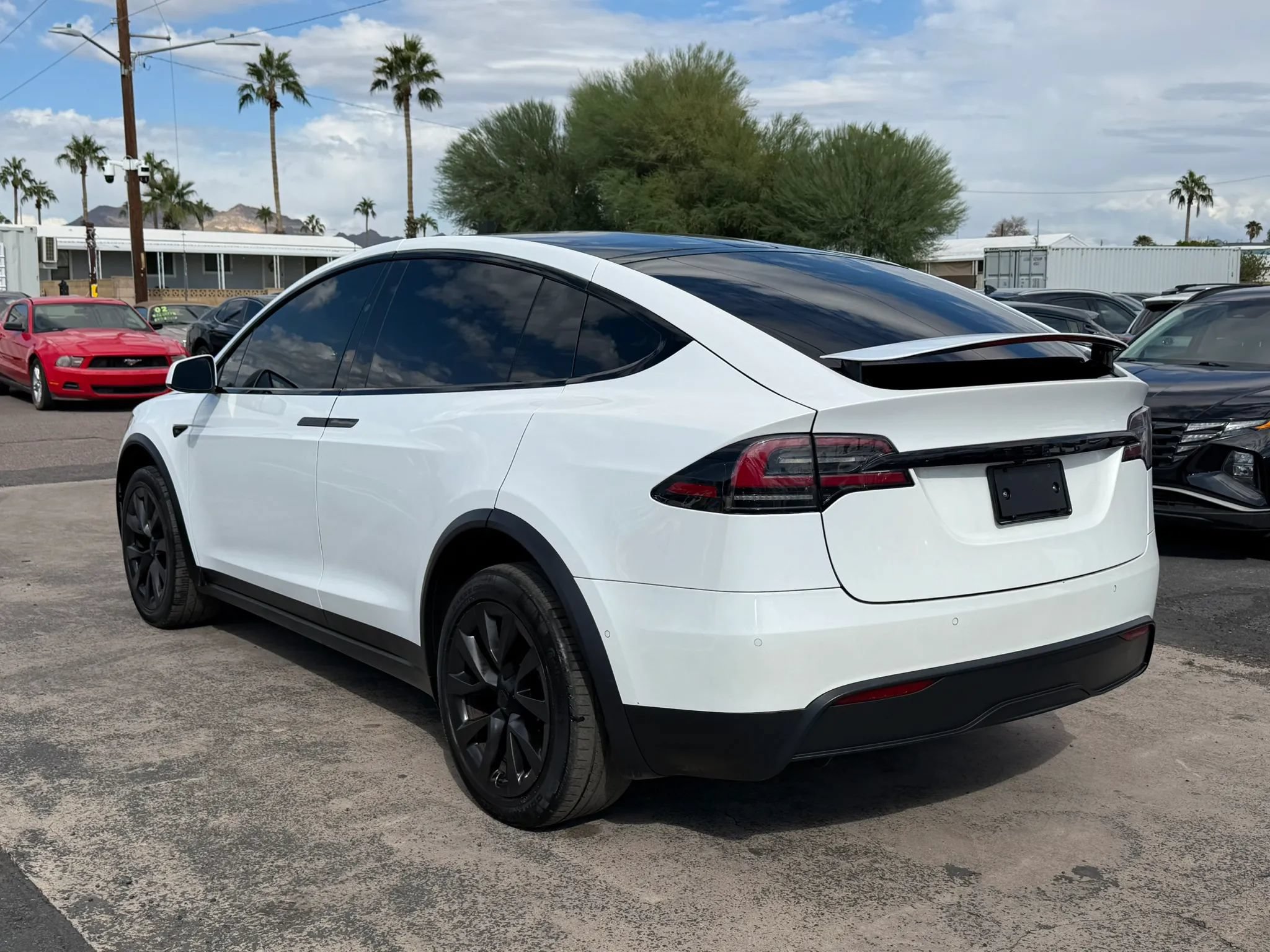 Used 2022 Tesla Model X AWD/4WD image 5
