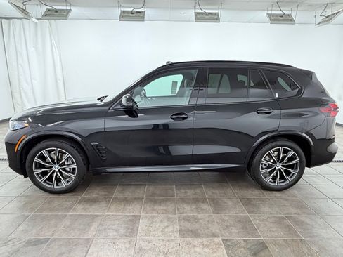 Used 2025 BMW X5 xDrive40i w/ M Sport Package AWD/4WD image 2