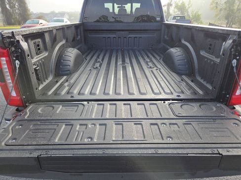 Used 2025 Ford F450 King Ranch w/ Chrome Package AWD/4WD image 31