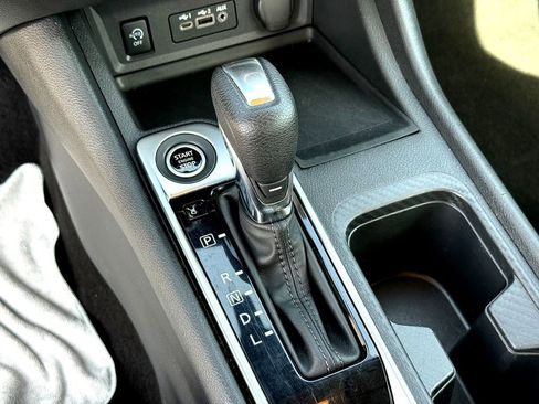 Used 2024 Nissan Sentra SV image 21