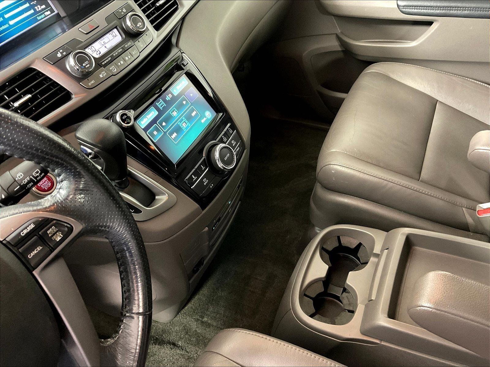 Used 2014 Honda Odyssey EX-L image 18