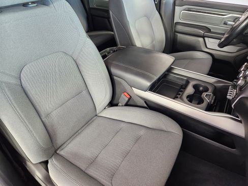 Used 2019 RAM 1500 Big Horn image 10