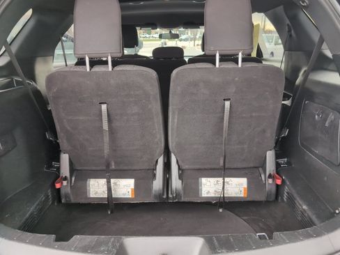 Used 2019 Ford Explorer XLT w/ Equipment Group 201A image 26