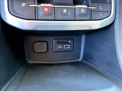 Certified 2023 GMC Acadia SLT w/ Elevation Edition image 22