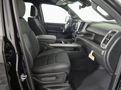 New 2026 RAM 1500 Express AWD/4WD image 45