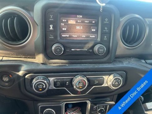 Used 2020 Jeep Wrangler Sport AWD/4WD image 11