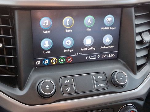 Used 2023 GMC Acadia AT4 w/ Technology Package image 17