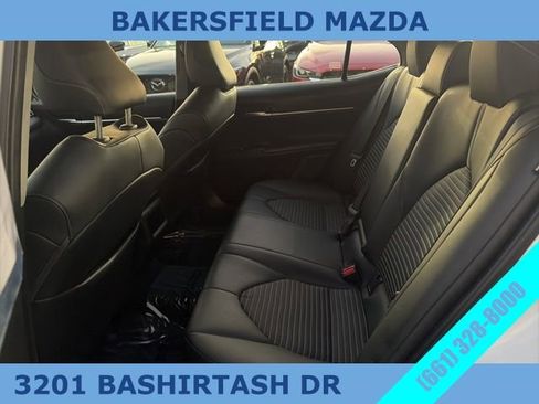 Used 2024 Toyota Camry SE image 15