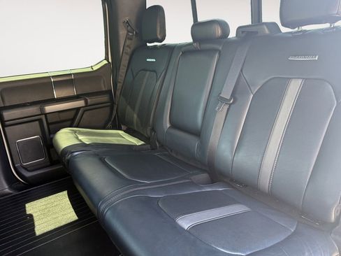 Used 2020 Ford F150 Platinum w/ Equipment Group 701A Luxury image 13