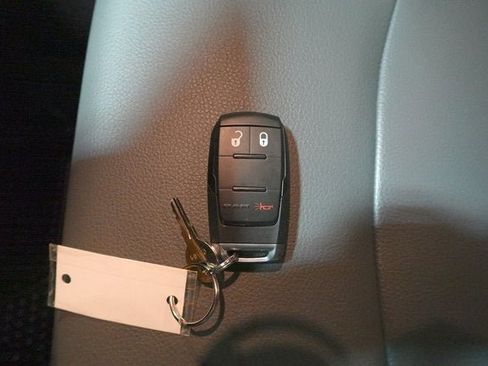 Used 2023 RAM 3500 Tradesman w/ Convenience Group image 30