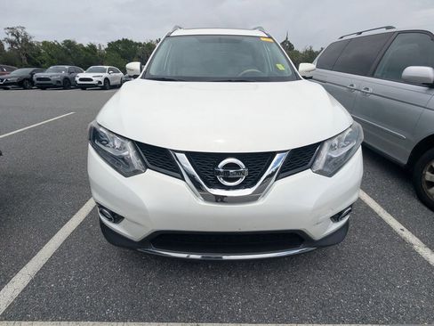 Used 2014 Nissan Rogue SL w/ SL Premium Package image 2